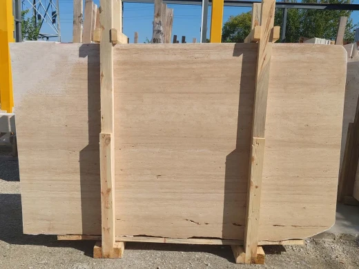 MEDIUM TRAVERTINE