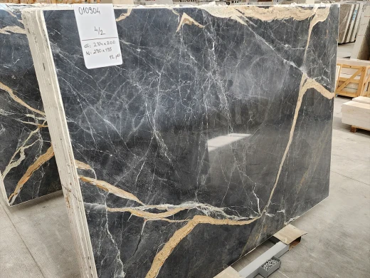 CALACATTA NERO