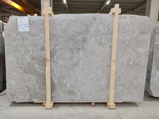 TUNDRA GREY Medium