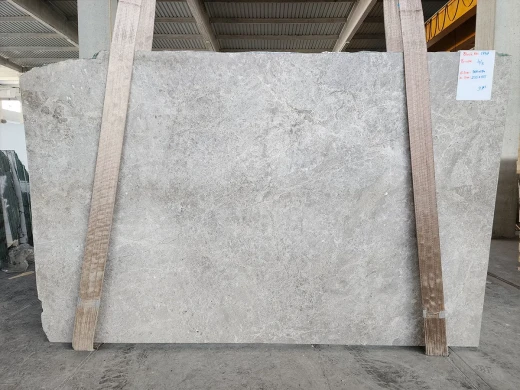 TUNDRA GREY Medium