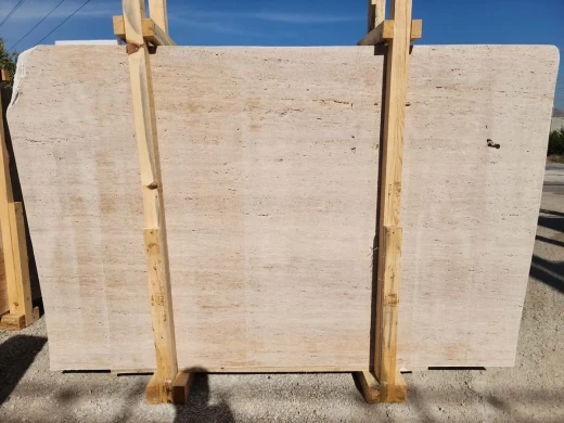 LIGHT TRAVERTINE